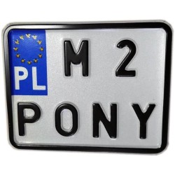 biała tablica rejestracyjna, czarny napis M2 Pony, romet pony, pony m2