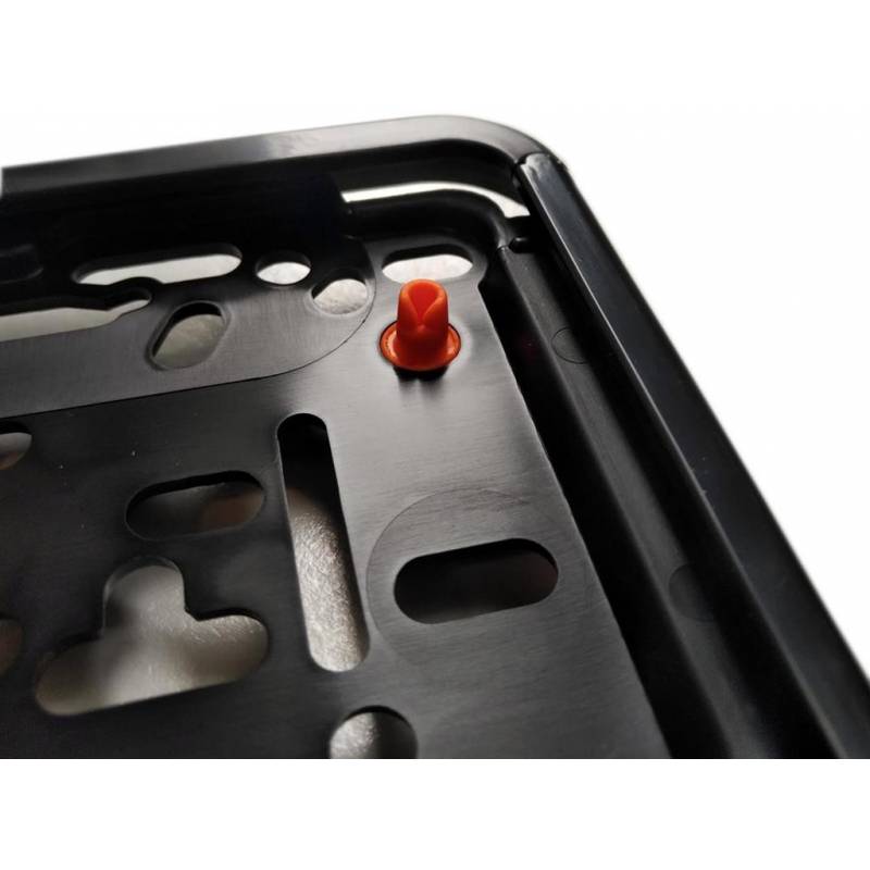 Antywibracyjne ramki do tablic rejestracyjnych