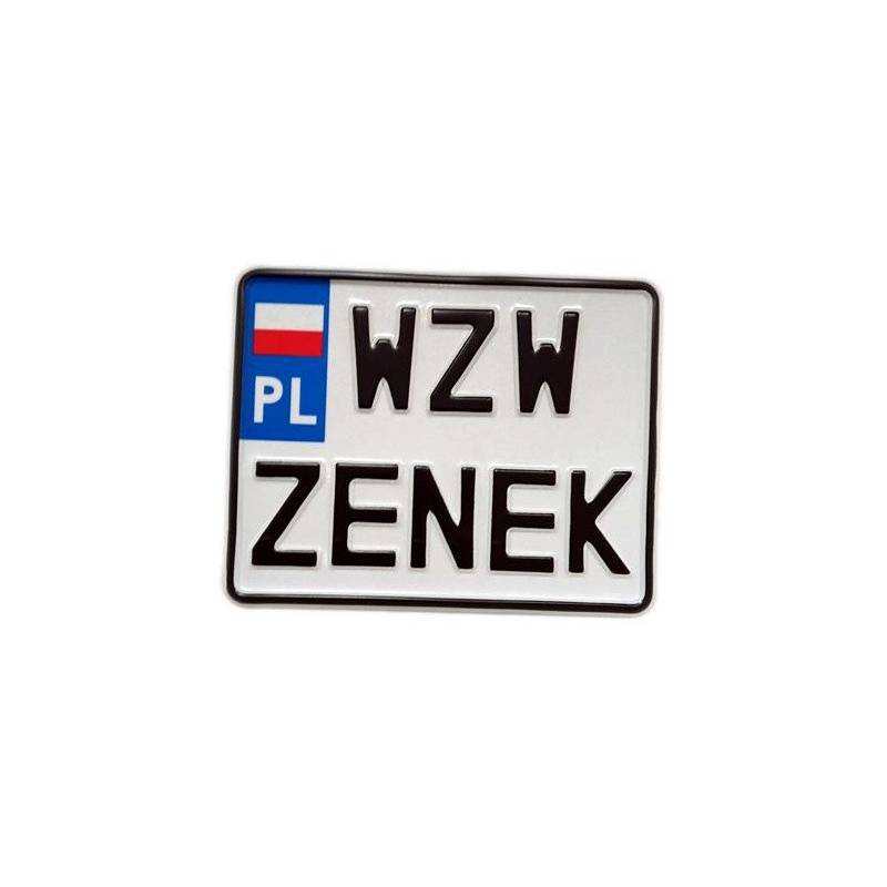 Biała tablica motorowa z flagą biało - czerwoną