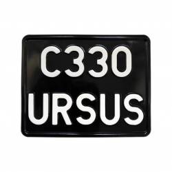 czarna kwadratowa tablica rejestracyjna, biały napis, tablica do ciągnika, traktora, motoru