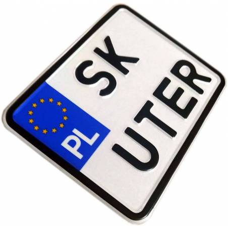tablica rejestracyjna biała, napis skuter, niebieski pasek, gwiazdki unijne