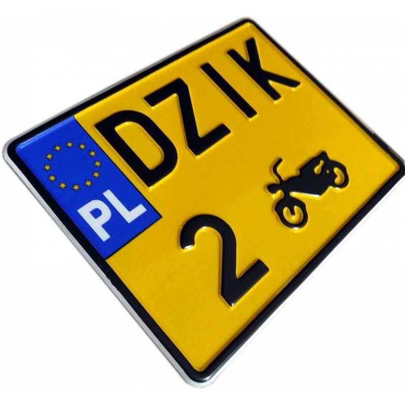 żółta tablica rejestracyjna, czarny napis, PL, gwiazdki, dzik 2, motorek
