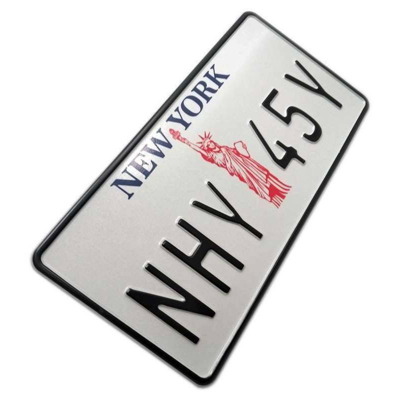 amerykańska tablica rejestracyjna, USA, New York, czarny napis, statua wolności