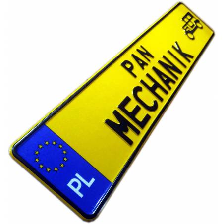 Pan Mechanik, polska żółta samochodowa tablica rejestracyjna